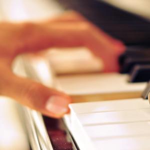 公公操儿媳视频手机在线
